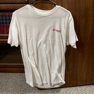 White Columbia T shirt